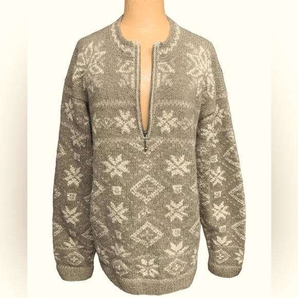 Nomadic Traders, Hand knit Wool Sweater - Picture 2 of 8